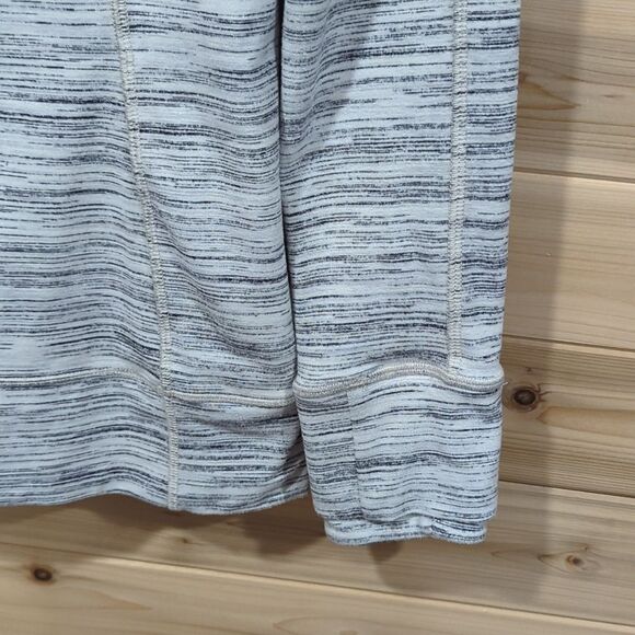 Lululemon Top Womens 8 Gray Crossover Hoodie Athletic Activewear - Picture 3 of 10